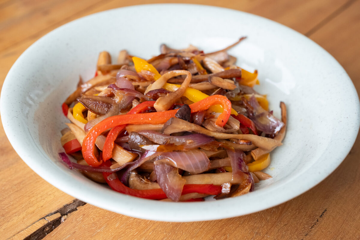 Imagem de capa de Eryngui com legumes